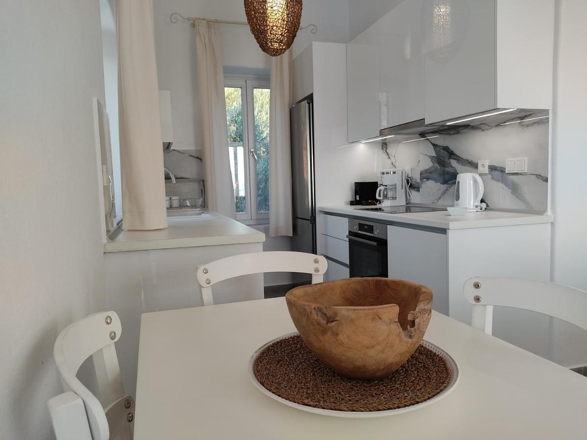 Luxury Apartments La Villa (Adults Only) Khórto Luaran gambar