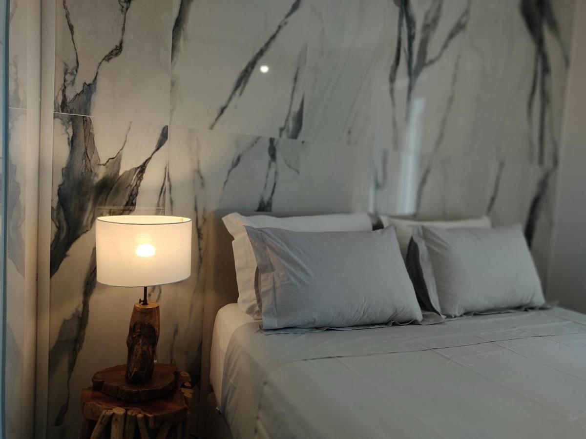 Luxury Apartments La Villa (Adults Only) Khórto Luaran gambar