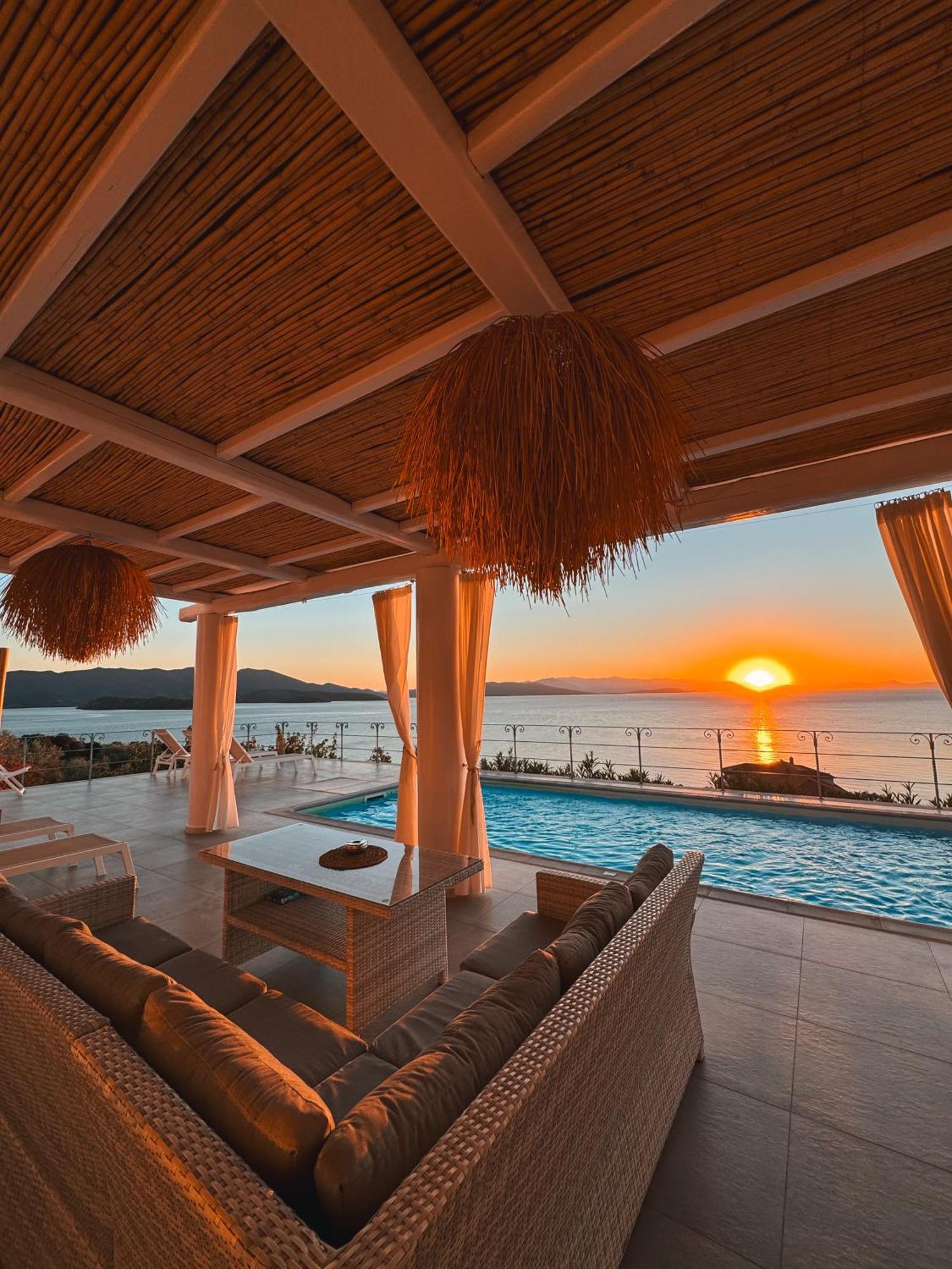 Luxury Apartments La Villa (Adults Only) Khórto Luaran gambar